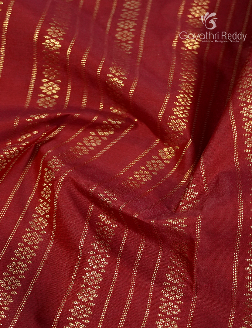 Semi Kanchipuram Silk Saree in Maroon Red