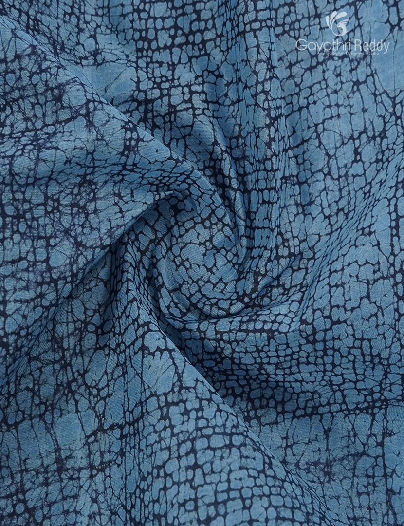 Cotton Batik Print Saree in Powder Grey and Navy Blue