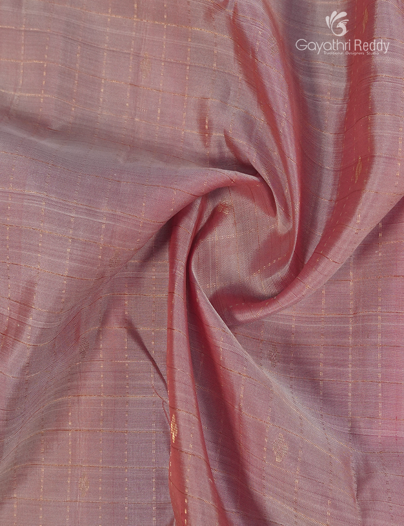 Pure Kanchipuram Vintage Silk Saree in Pastel Pink and Deep Pink