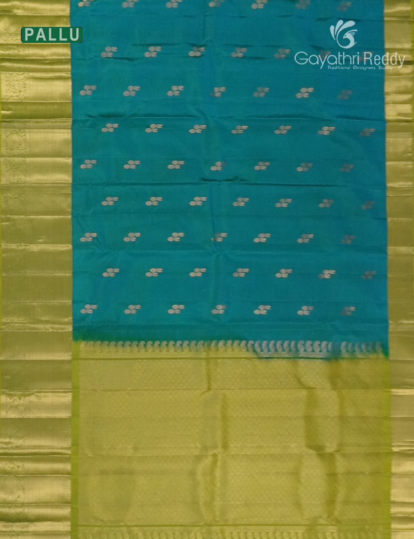 Pure Kanchipuram Silk Saree in Peacock Green and Mehendi Green  (Broad Borders )