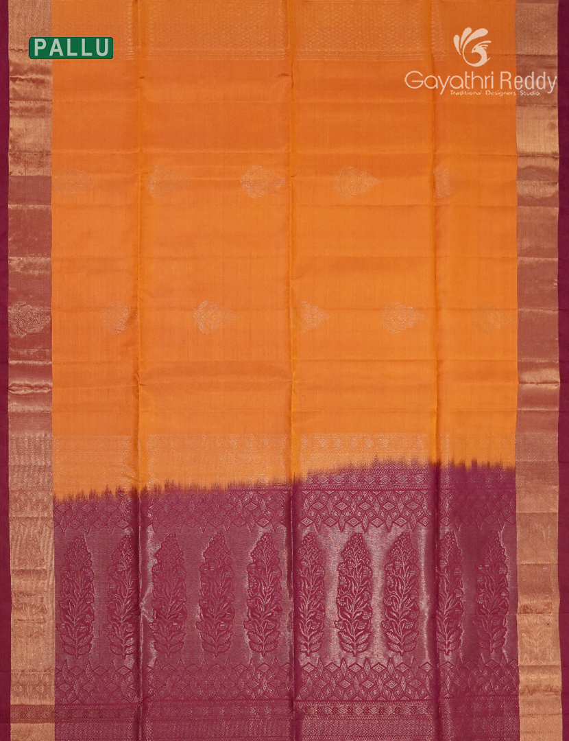 Pure Kanchipuram Soft Silk Saree in Orange and Red