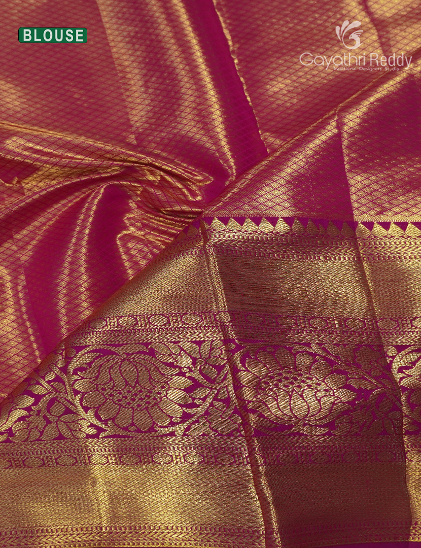 Pure  Kanchipuram Silk Saree in Golden Yellow  and Rani Pink ( Brocade Pattern )