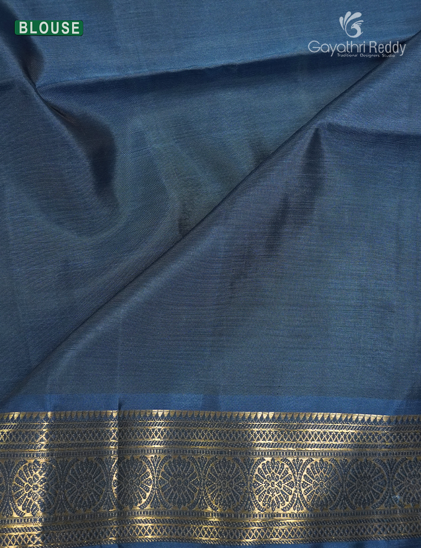 Light weight Kanchipuram Silk Saree in Deep Blue and Grey