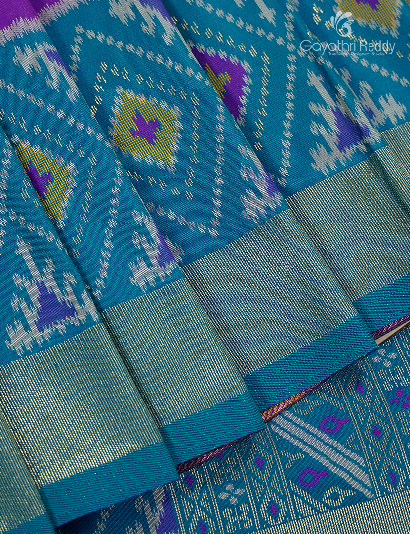 Semi Kanchipuran Silk Saree in Deep Purple and  Rama Blue