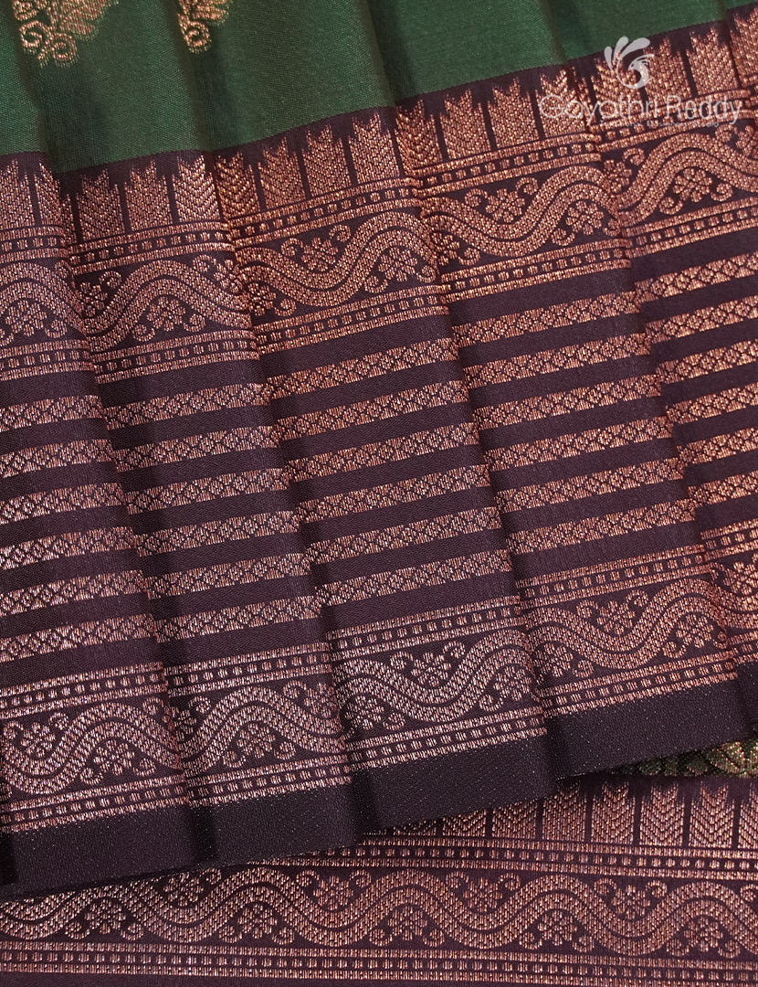 Semi Kanchipuram Art Silk Saree in Pista Green