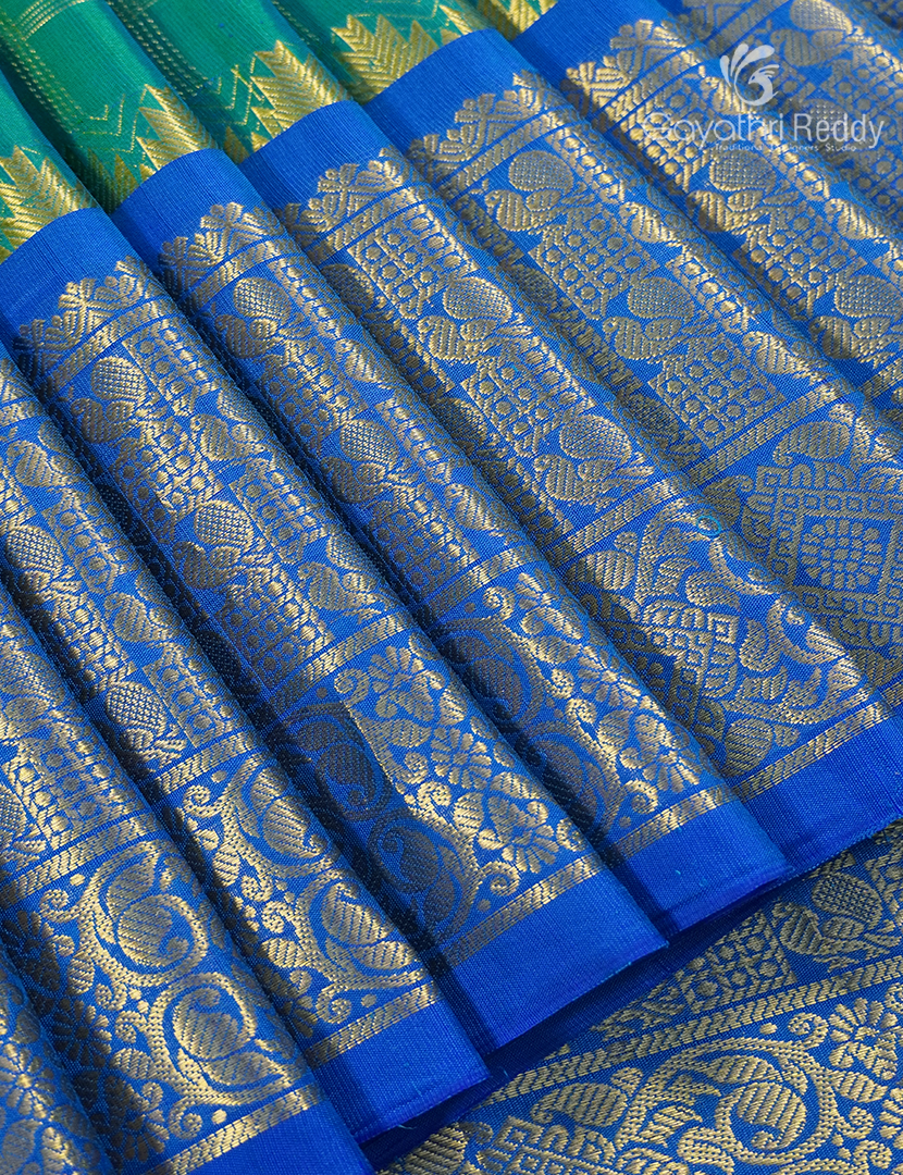 Pure Gadwal Silk Saree in Sea Foam Green and Blue