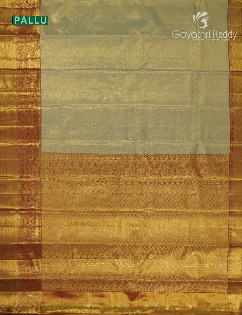Pure  Kanchipuram Silk Saree in Mint Green and Maroon ( Brocade Pattern )