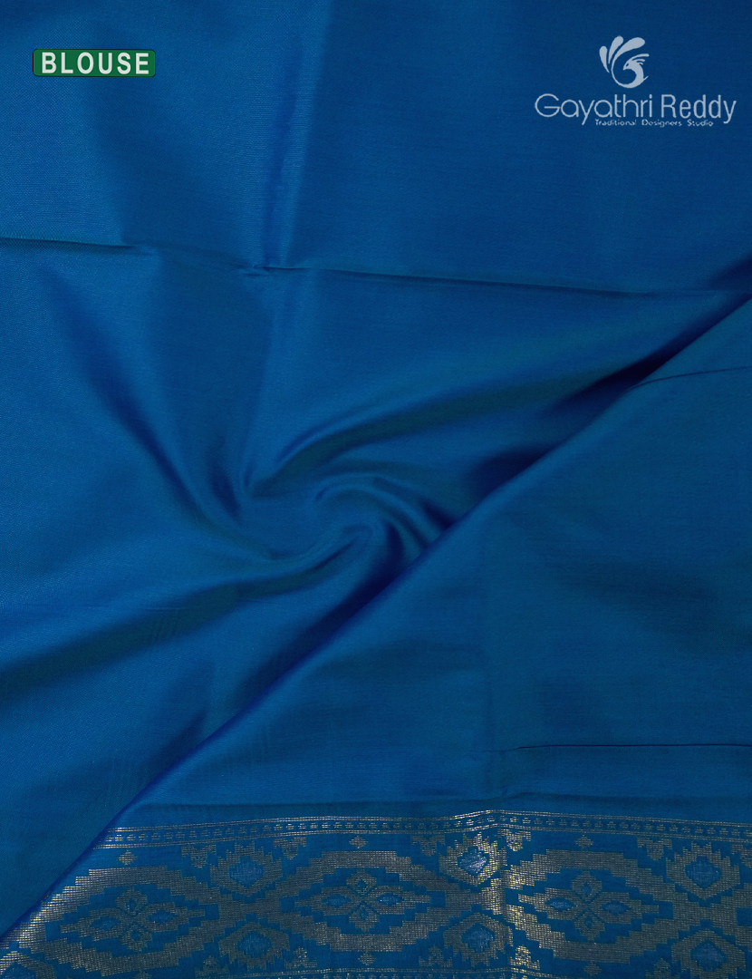 Semi Kanchipuram Art Silk Saree in Deep Magenta and Deep Peacock Blue