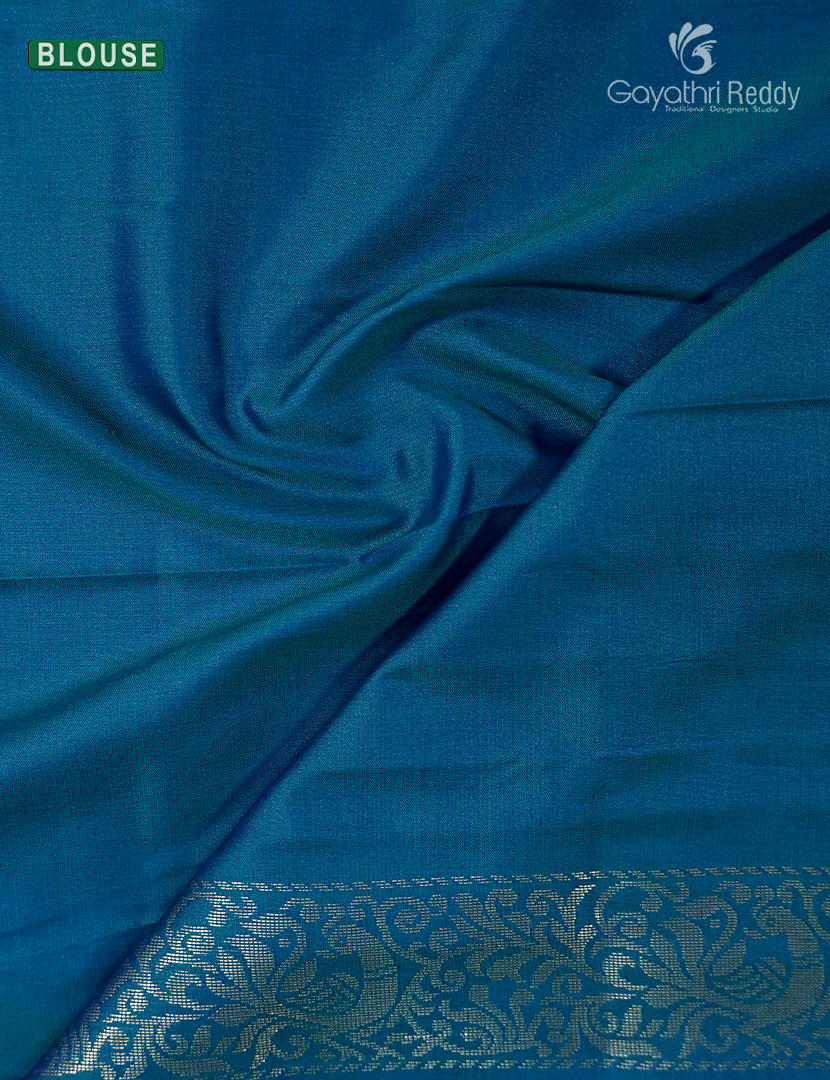 Semi Kanchipuram Art Silk Saree in Lotus Pink