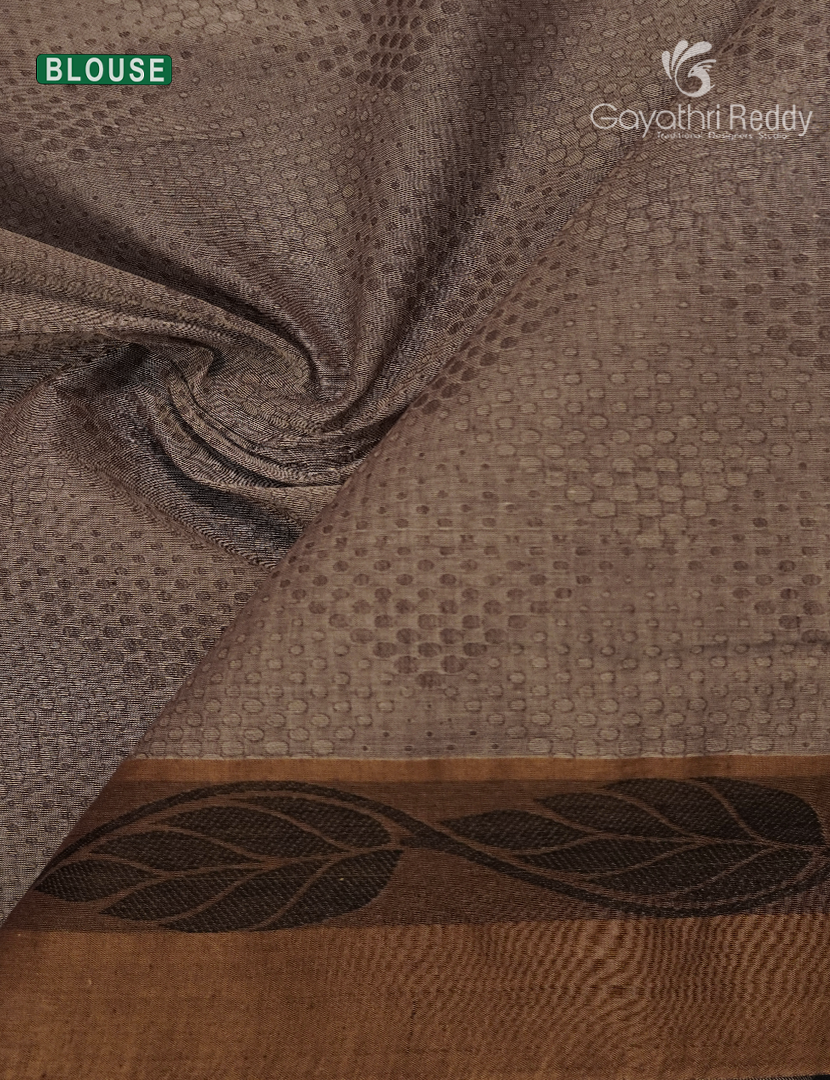 Pure Kanchi Cotton Saree in Dusty Grey
