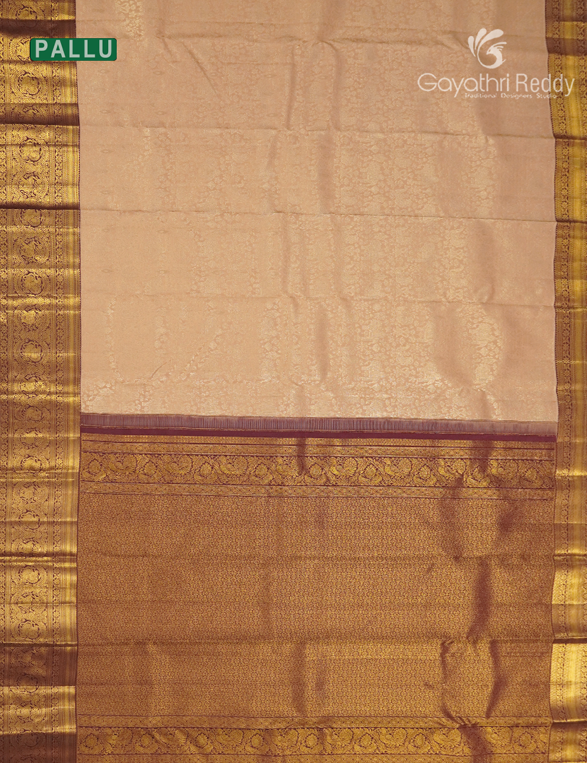 Pure  Kanchipuram Silk Saree in Light Gold and Brown ( Brocade Pattern )