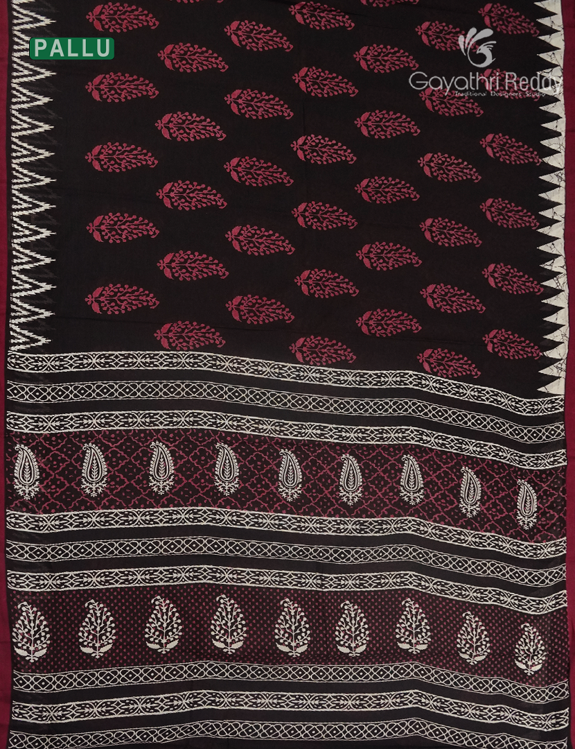 Vidharbha Cotton Saree in Black and Red