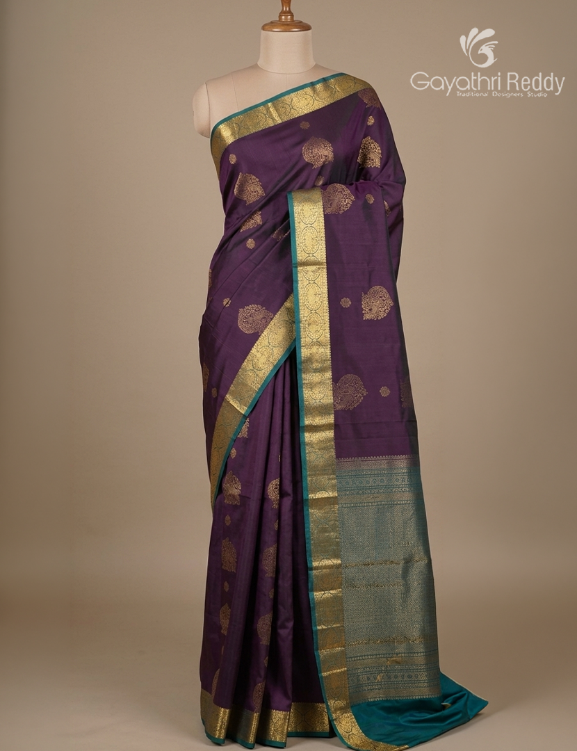 Pure Kanchipuram Silk Saree in Deep Purple and Deep Peacock Green