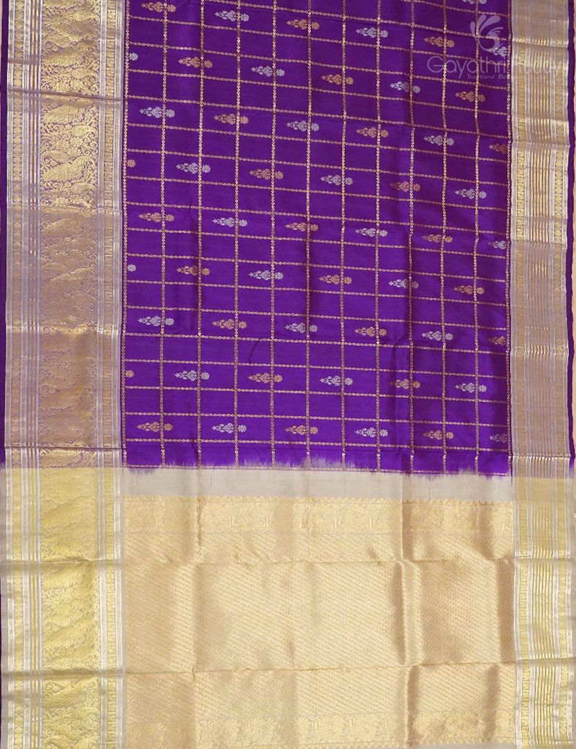 PURE VENKATGIRI PATTU-VP1109