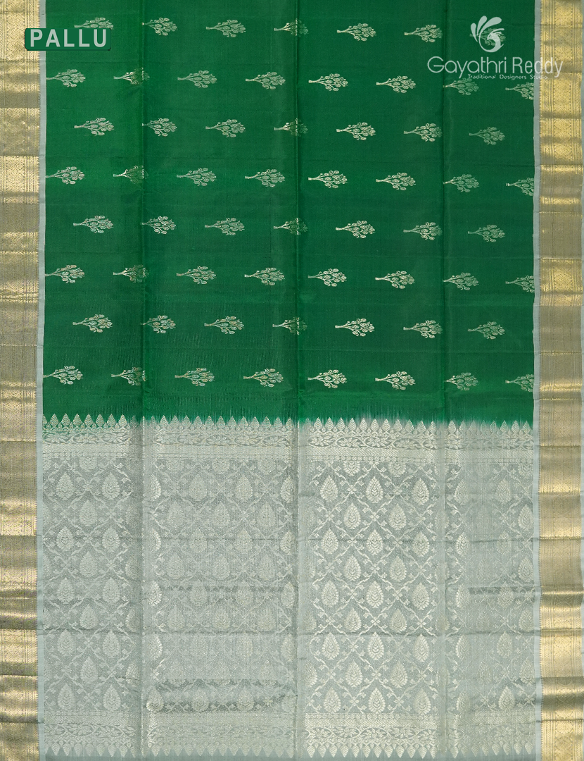 Light weight Kanchipuram Silk Saree in Bottle Green  and Pista Green