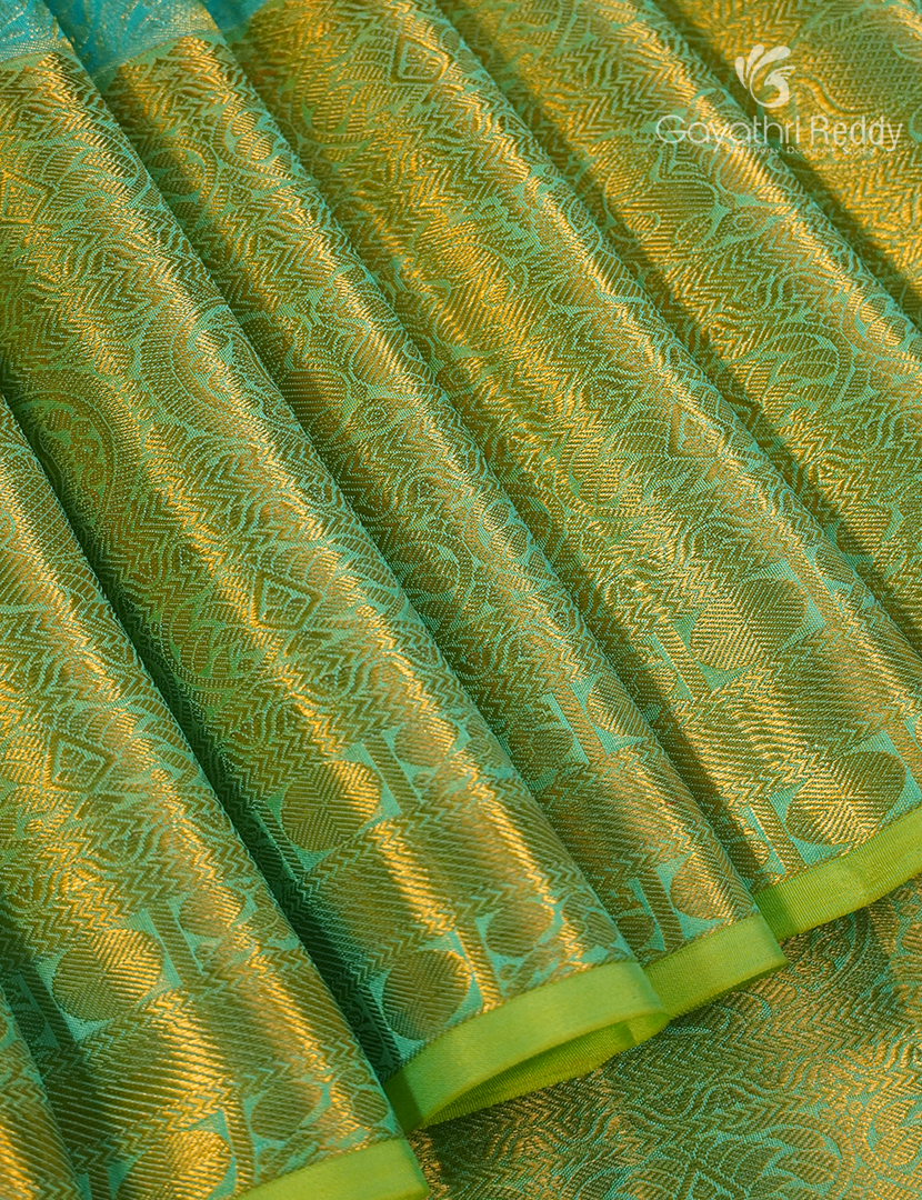Pure Kanchipuram Silk Bridal Saree in Sea Green and Parrot Green