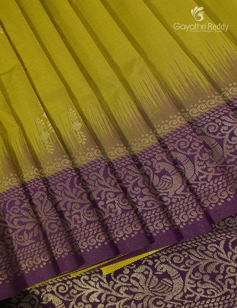 Semi Kanchipuram Art Silk Saree in Mehendi Green
