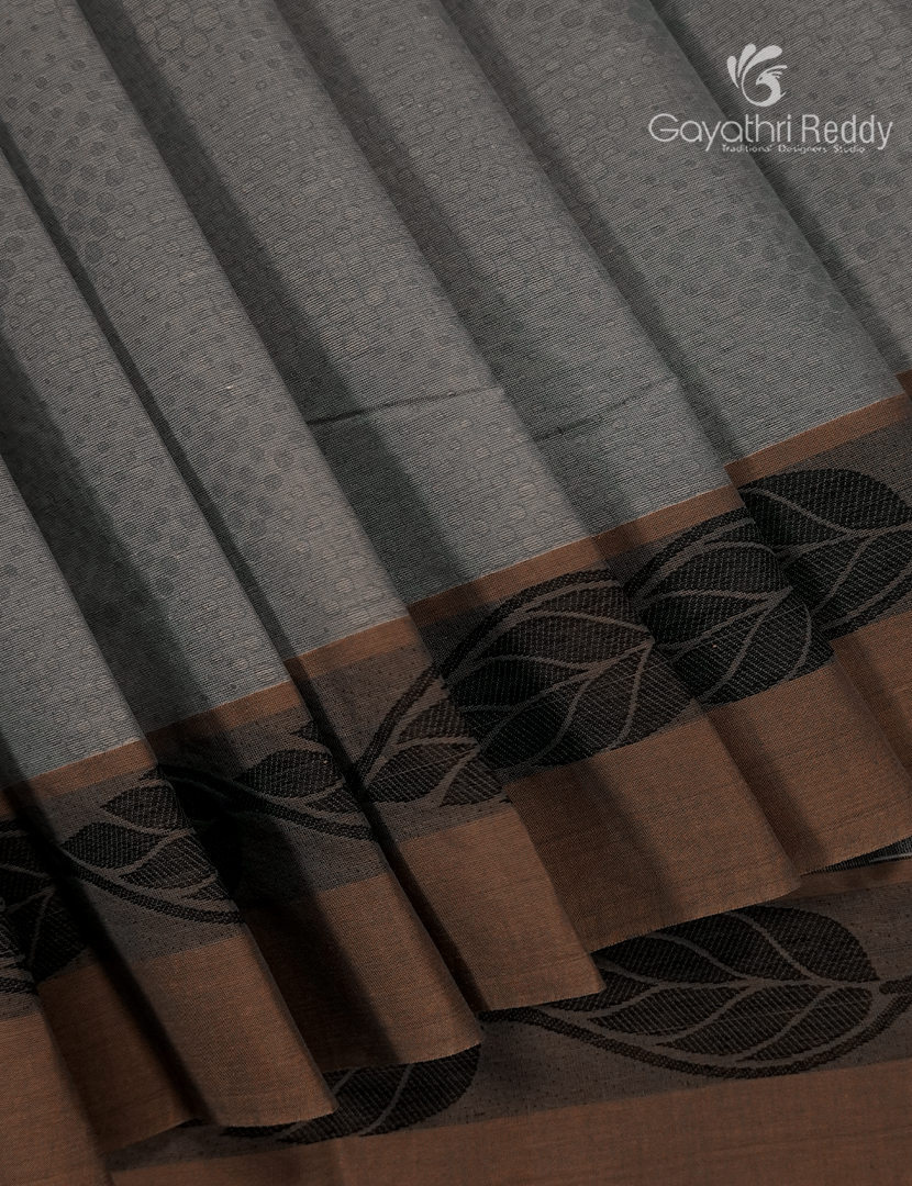 Pure Kanchi Cotton Saree in Grey