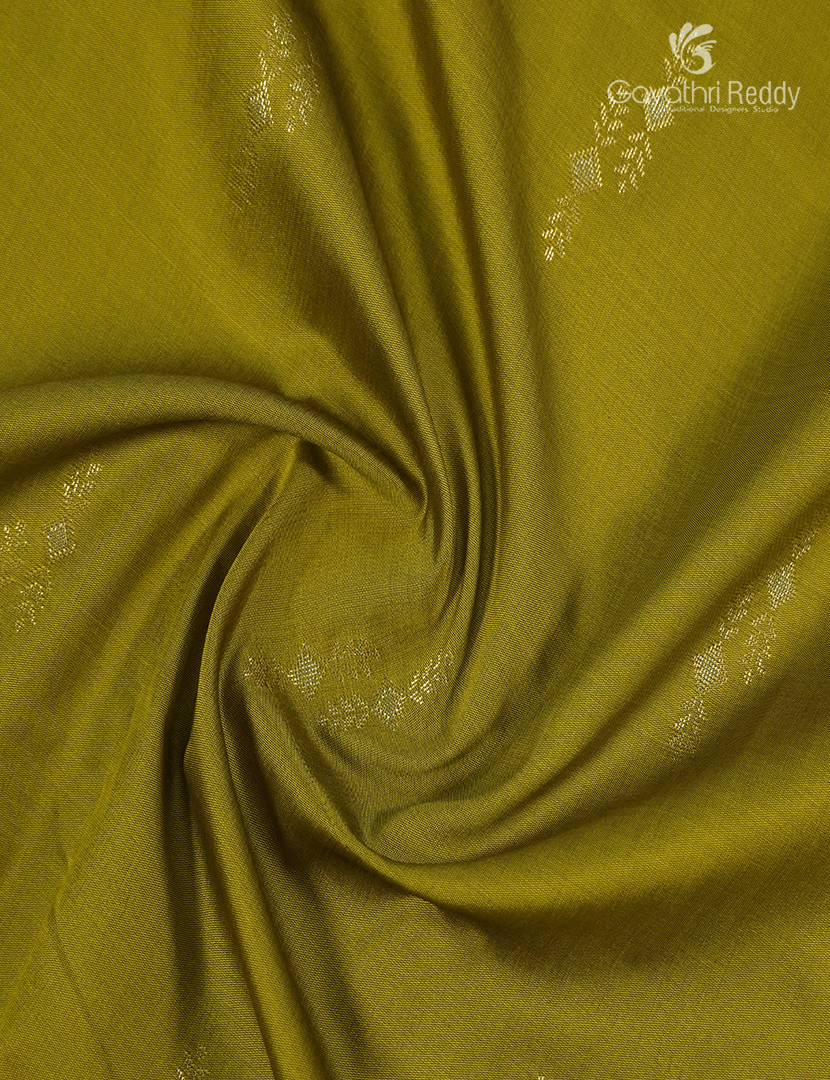 Semi Kanchipuram Art Silk Saree in Mehendi Green