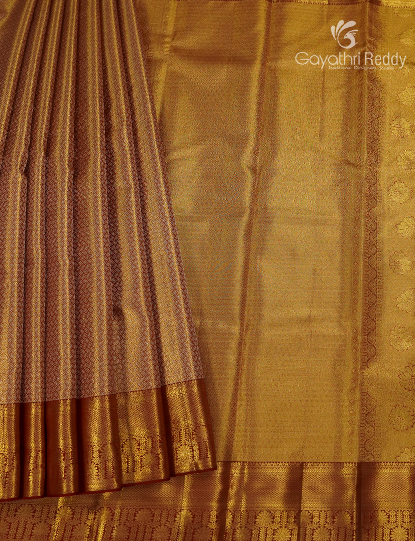 Pure  Kanchipuram Silk Saree in Antique Gold and Maroon ( Brocade Pattern )