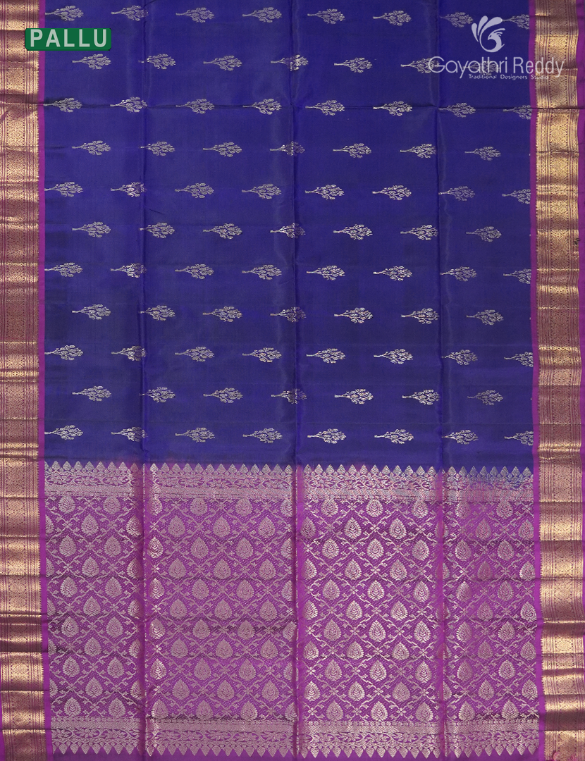 Light weight Kanchipuram  Silk Saree in Navy Blue and Magenta