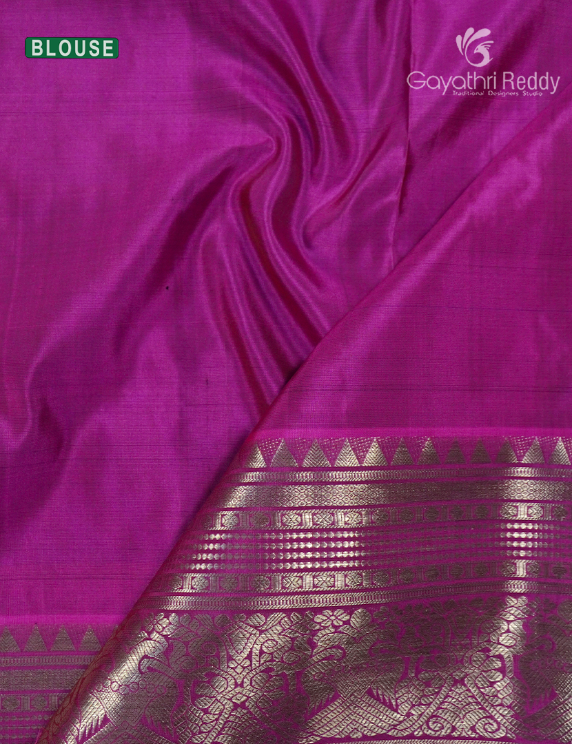 Pure Venkatagiri Silk Saree in Deep Blue and Deep Magenta