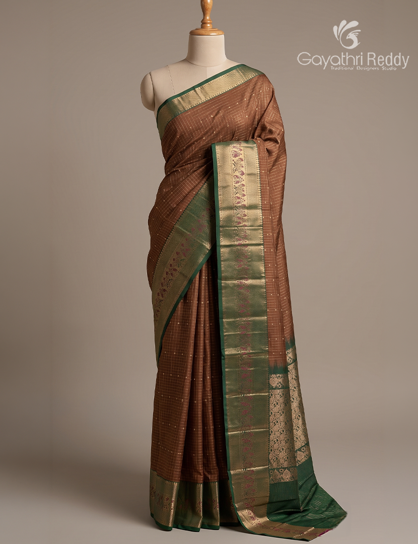 Pure Kanchipuram Vintage Silk Saree in Brown and Green