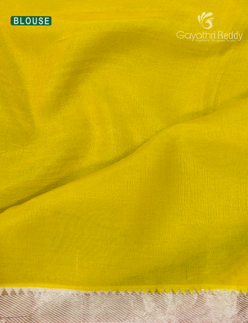 Mangalagiri Pattu Saree in Baby Peach and Lime