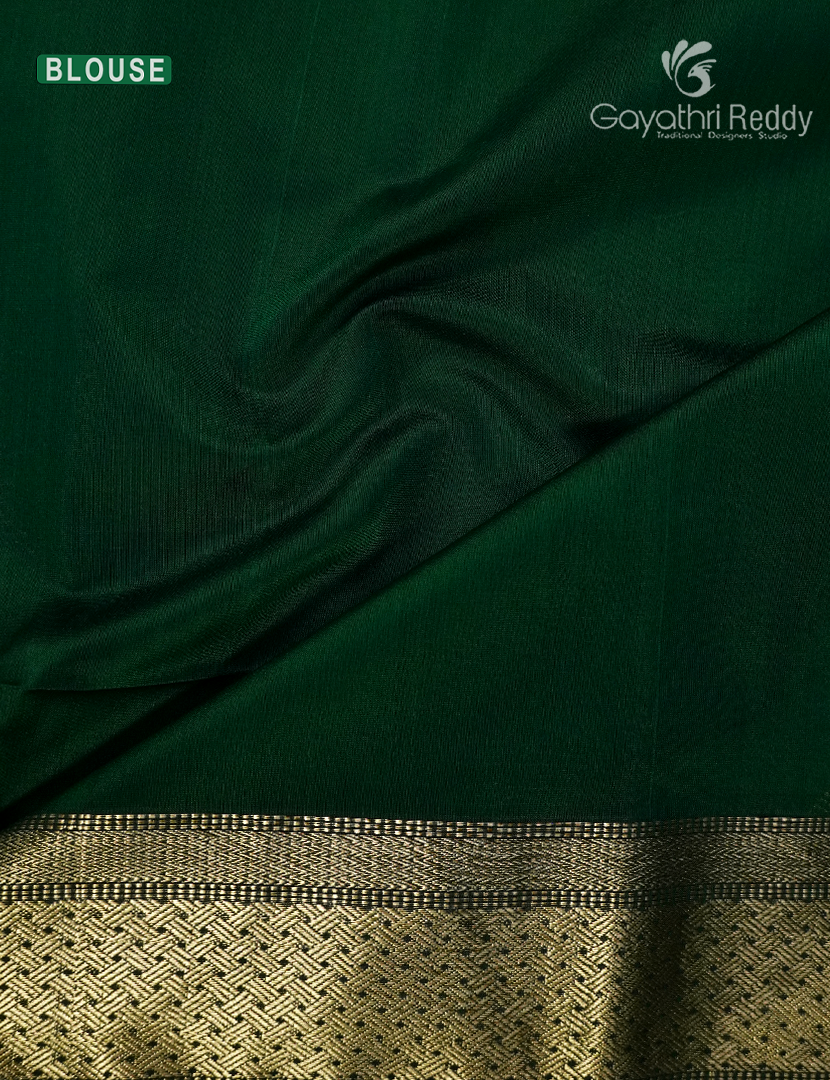Pure Chanderi Sico Saree in Pista green and Dark Green