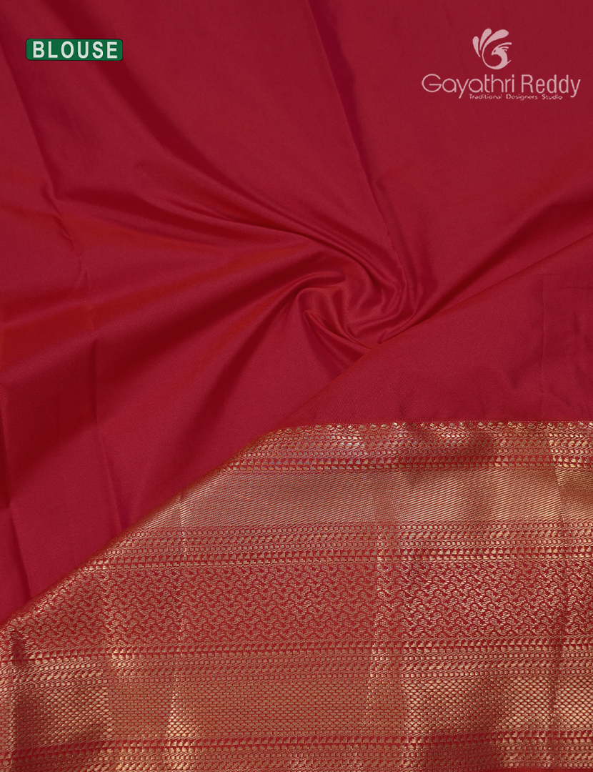 Semi Kanchipuram Silk Saree in Cream and Deep Pink