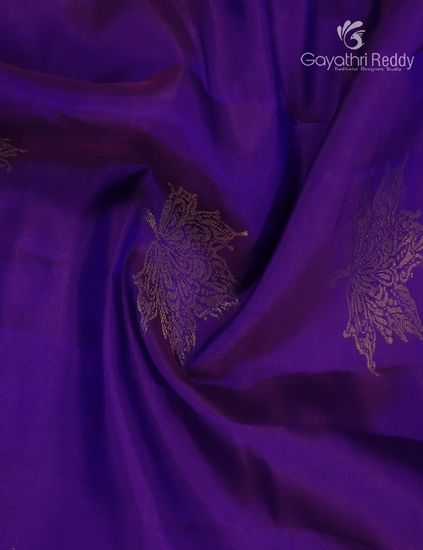 Pure Kanchipuram Silk  Saree in Purple ( Butta Style )