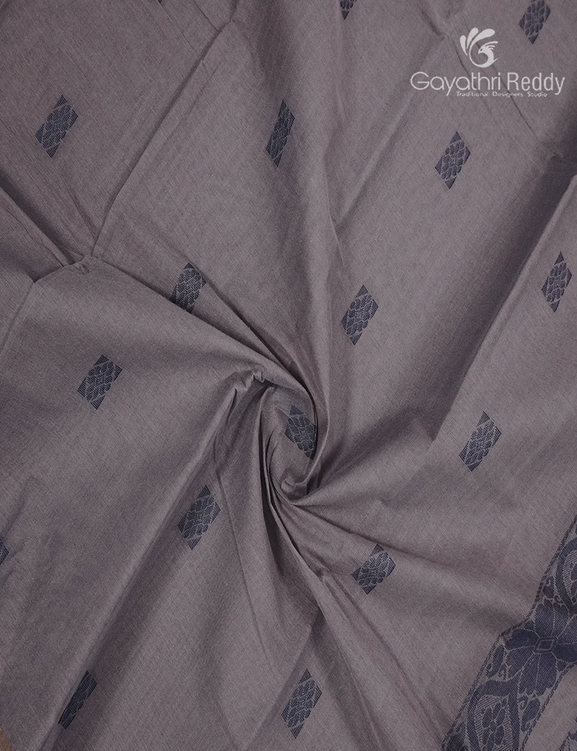 Pure Kanchi Cotton Saree in Ash Grey