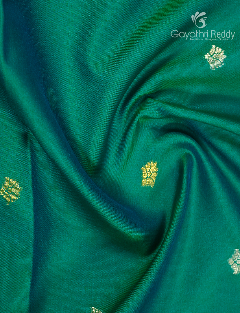 Semi Kanchipuram Art Silk Saree in Rama Green