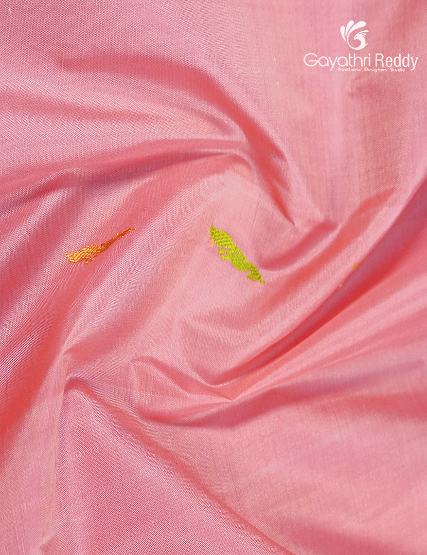 Pure Gadwal Silk Saree in Pastel pink and Peach
