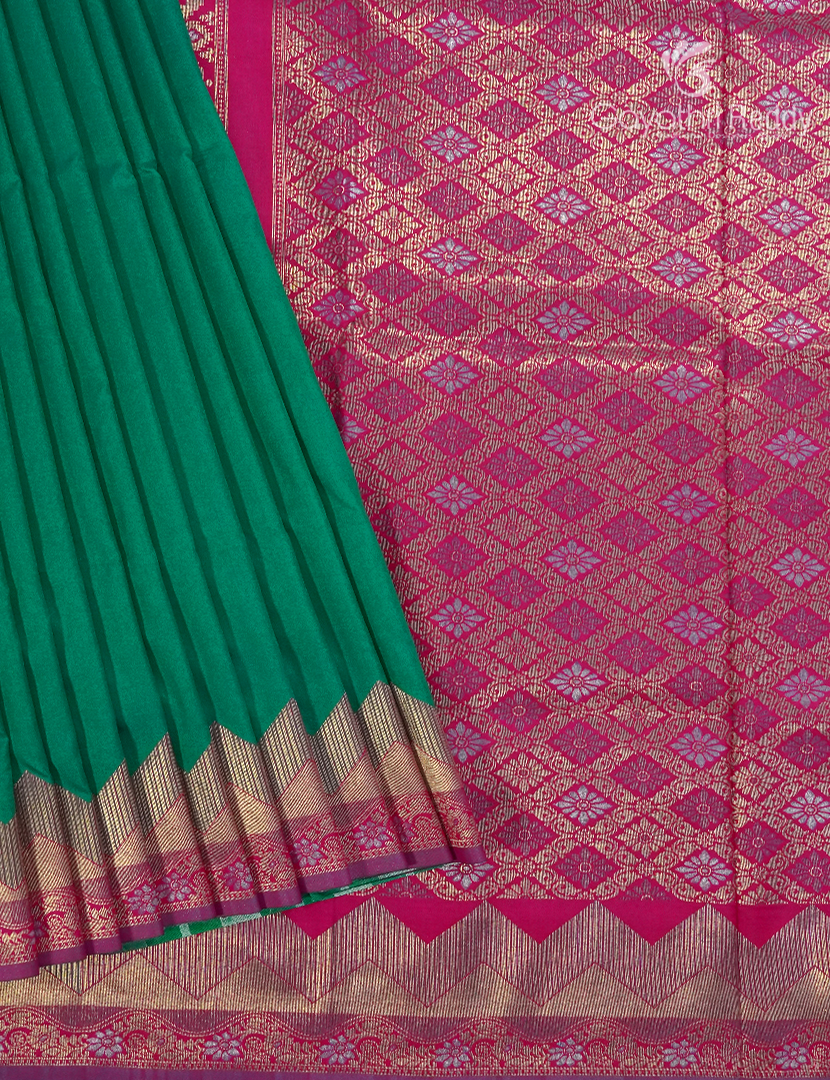 Semi Kanchipuram Art Silk Saree in Rama Green and Deep Pink