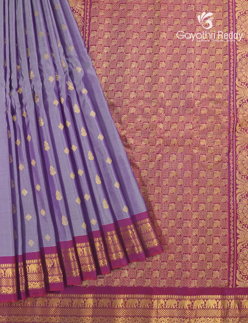 Pure Gadwal Silk Saree in Dual tone of Grey and Violet and Magenta