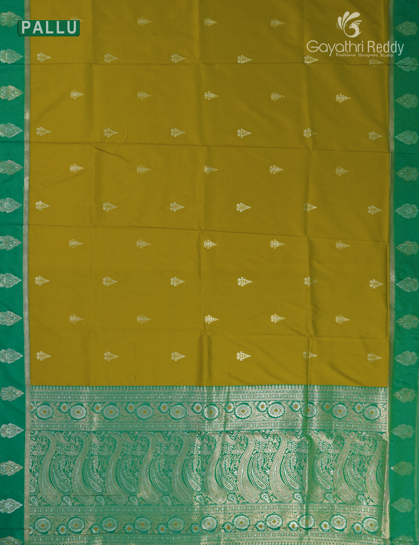 Semi Kanchipuran Silk Saree in Mehendi Green and  Parrot Green