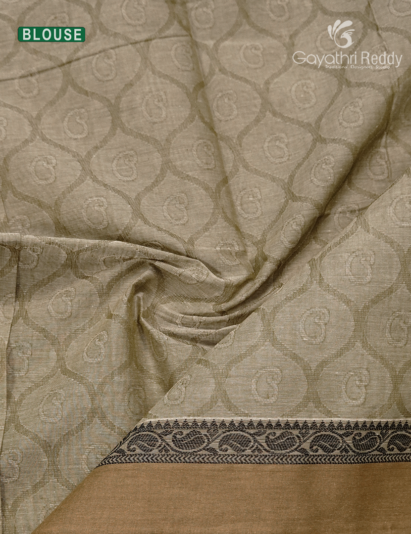Pure Kanchi Cotton Saree in Olive Green