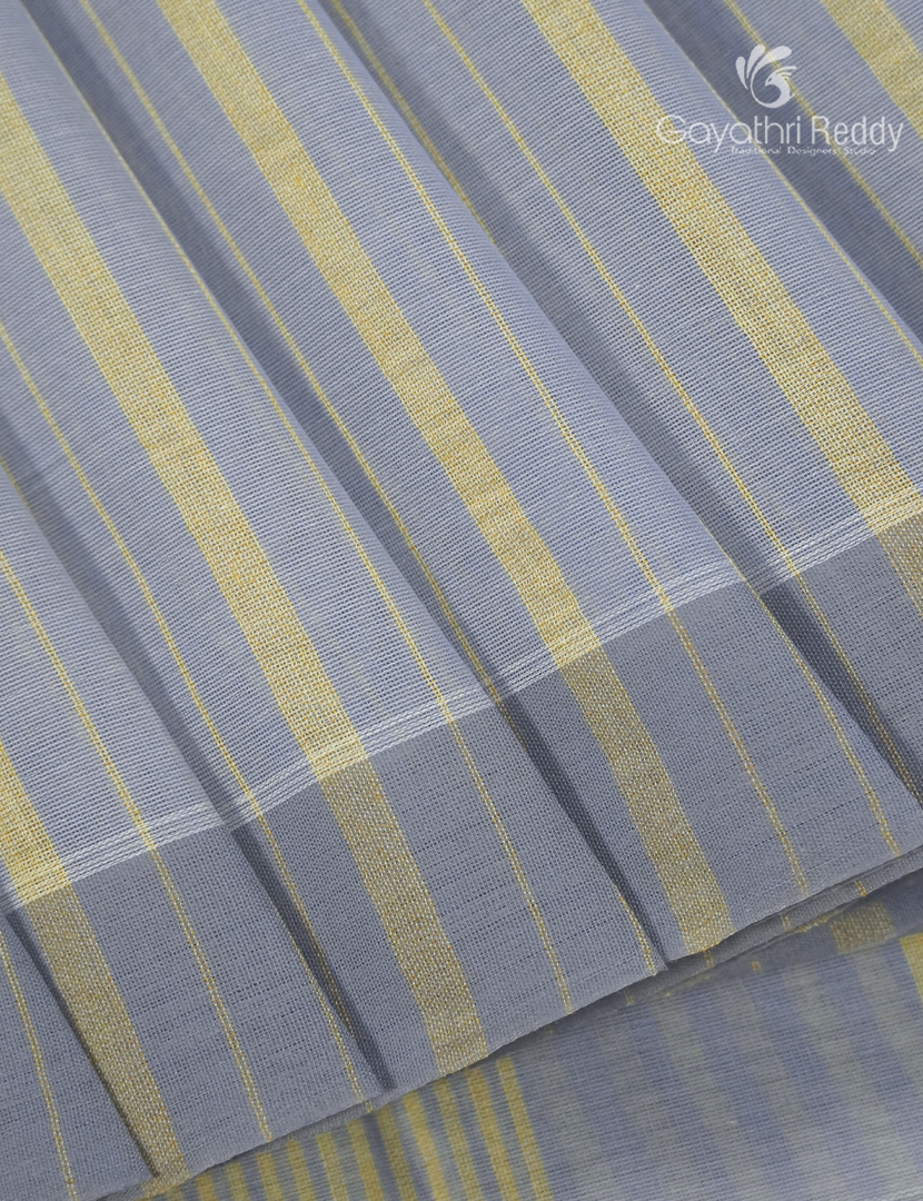 Pure Handloom Cotton Saree in Light Grey