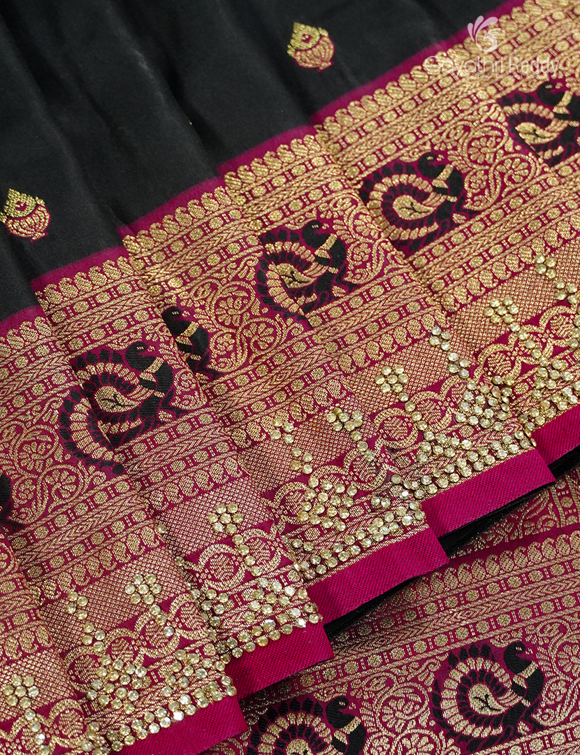 Semi Kanchipuram Silk Fancy  Saree in Black and Deep Magenta