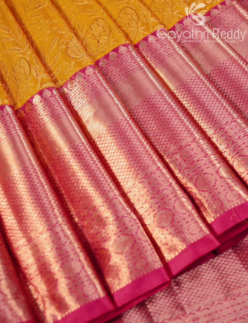 KANCHI PATTU-KP8474