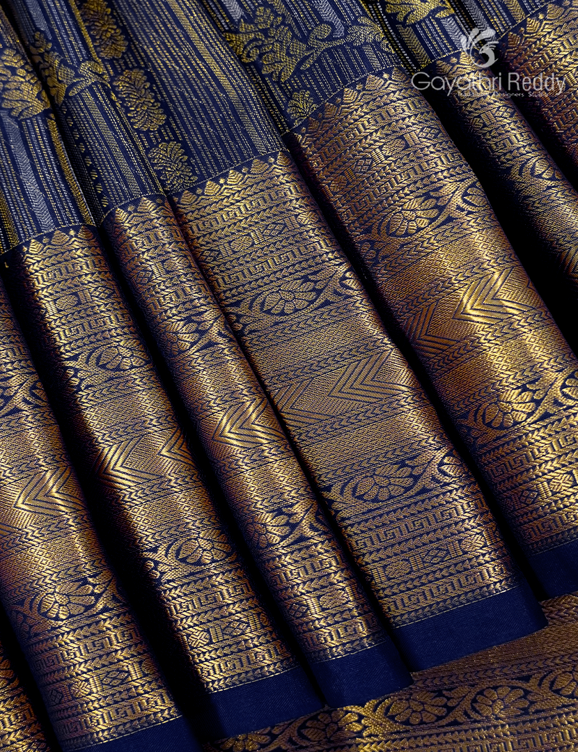 Pure Kanchipuram Vintage Silk Saree in Deep Blue