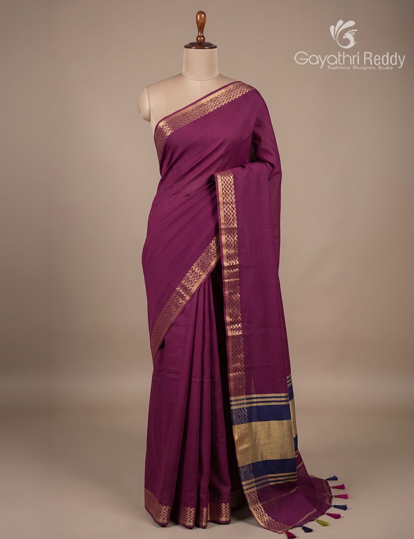 Jamdani Cotton Saree in Deep Magenta