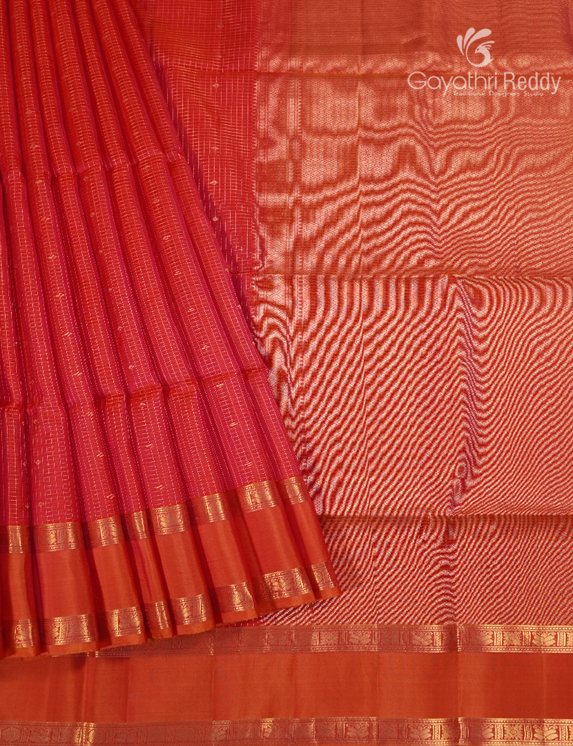 Pure Kanchipuram Vintage Silk Saree in Peach Pink and Orange