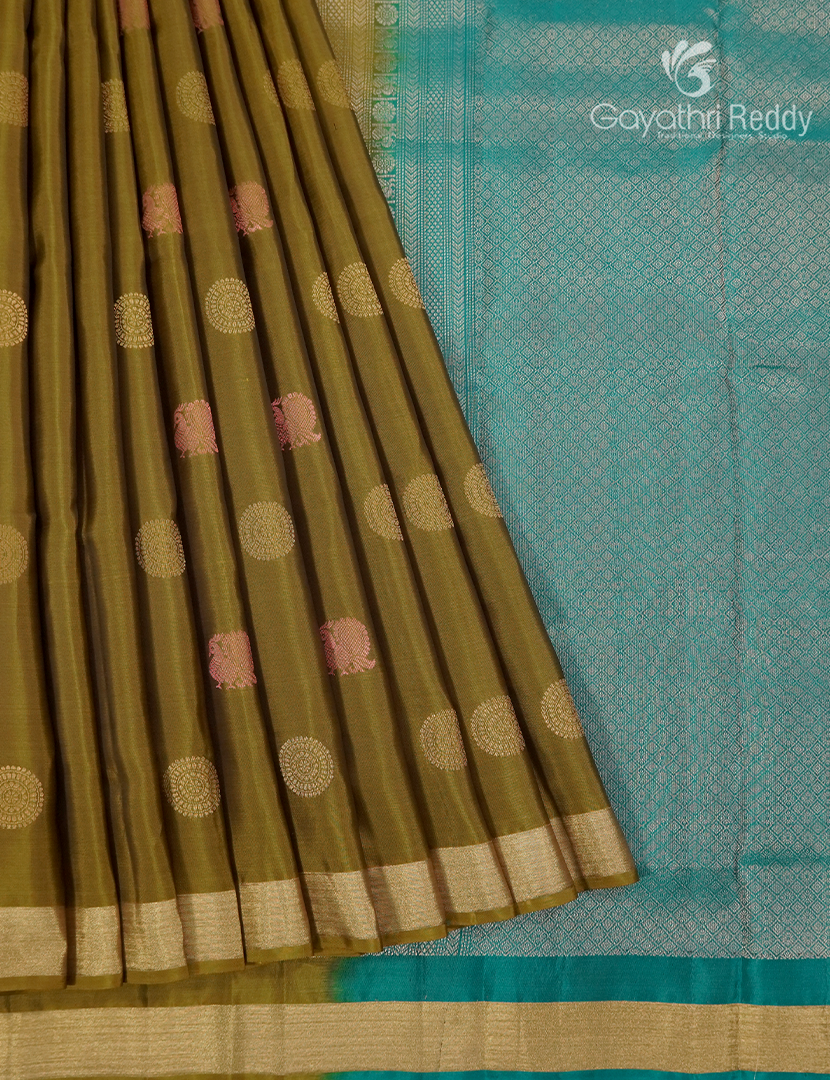 Pure Kanchipuram Silk Saree in Mehendi Green and Teal Blue (Small Border )