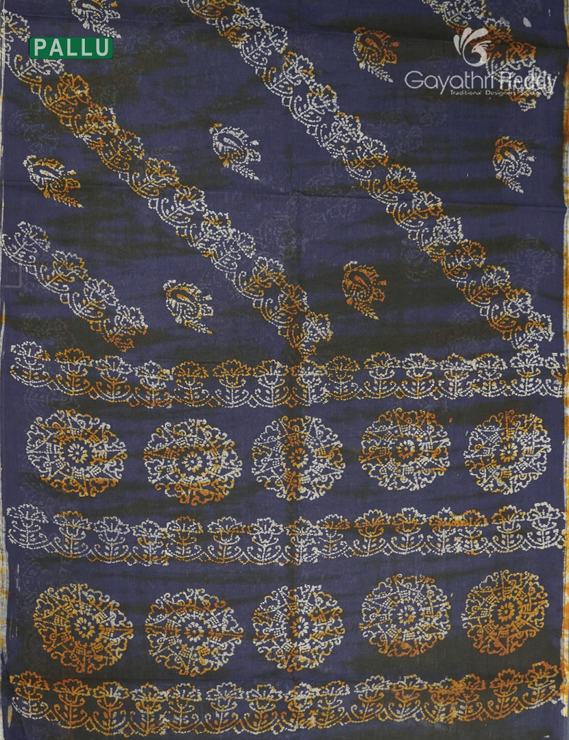 Cotton Batik Print Saree in Grey