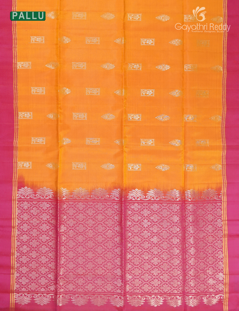 Light weight Kanchipuram Silk Saree in Orange and Deep Pink