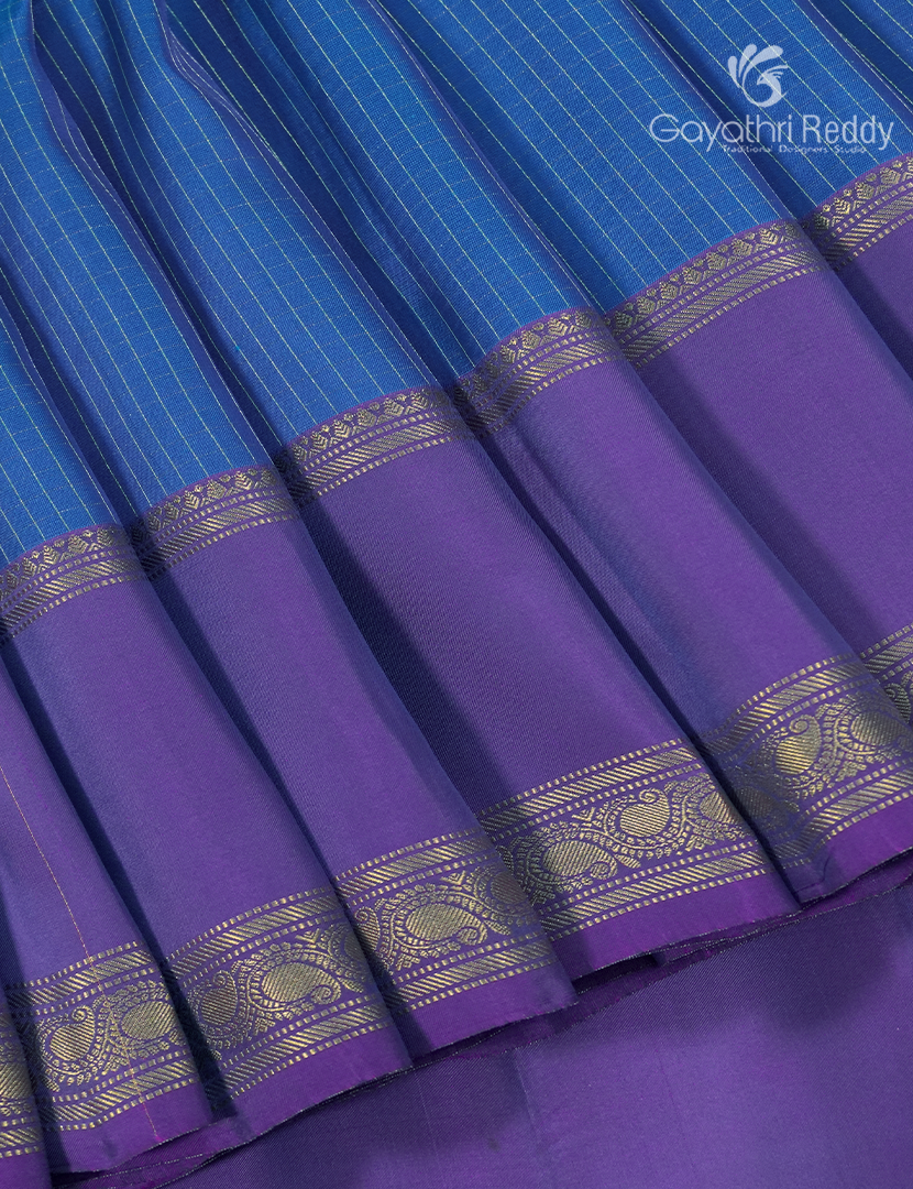 Pure Kanchipuram Silk Saree in Blue and Purple (Light Weight)