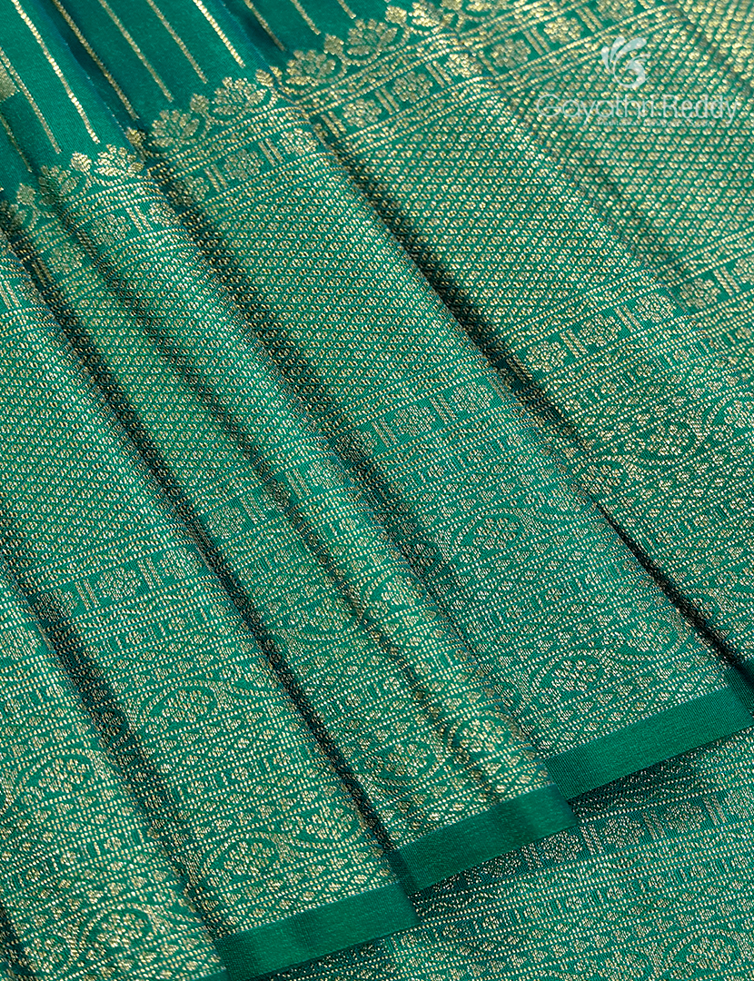 Semi Kanchipuram Silk Saree in Rama Green