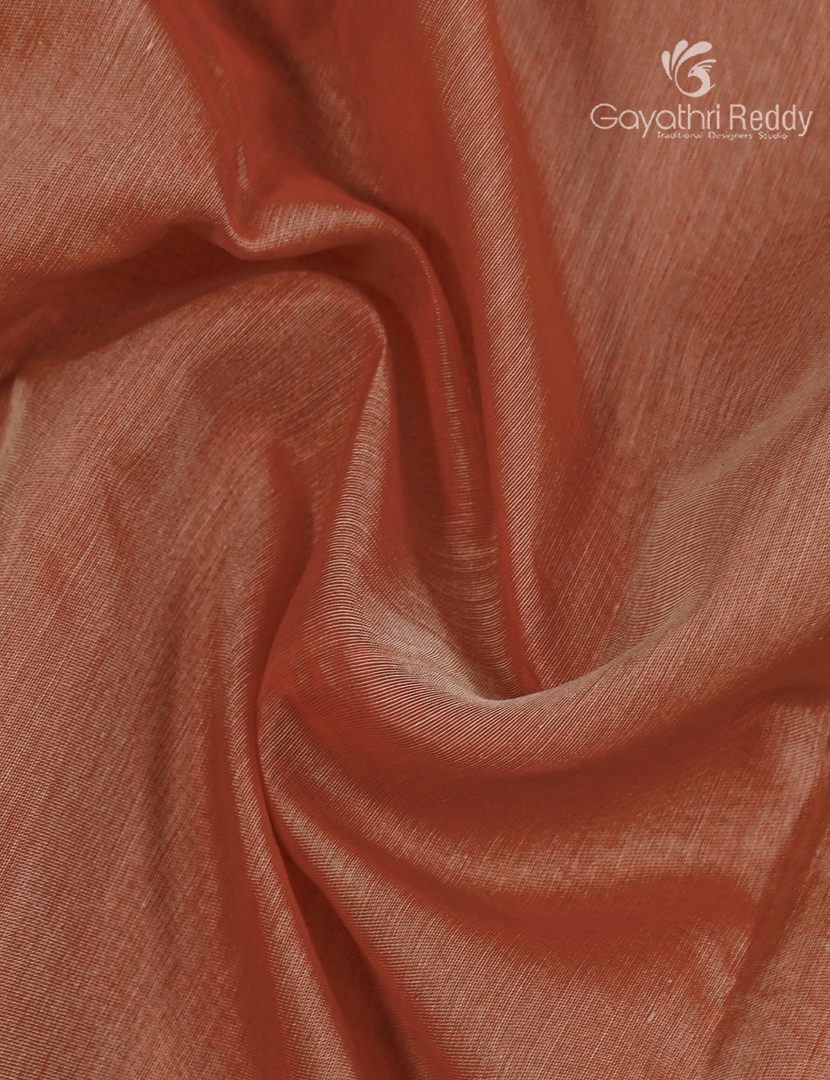 Pure Kanchipuram Sico Saree in Dual tone of Beige and Rani Pink